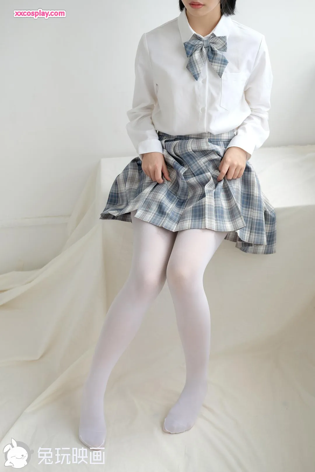 兔玩映画：白衬衫JK